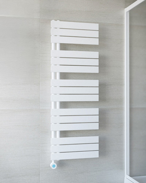 CRISTA WHITE Törölközőszárító radiátor 140x50